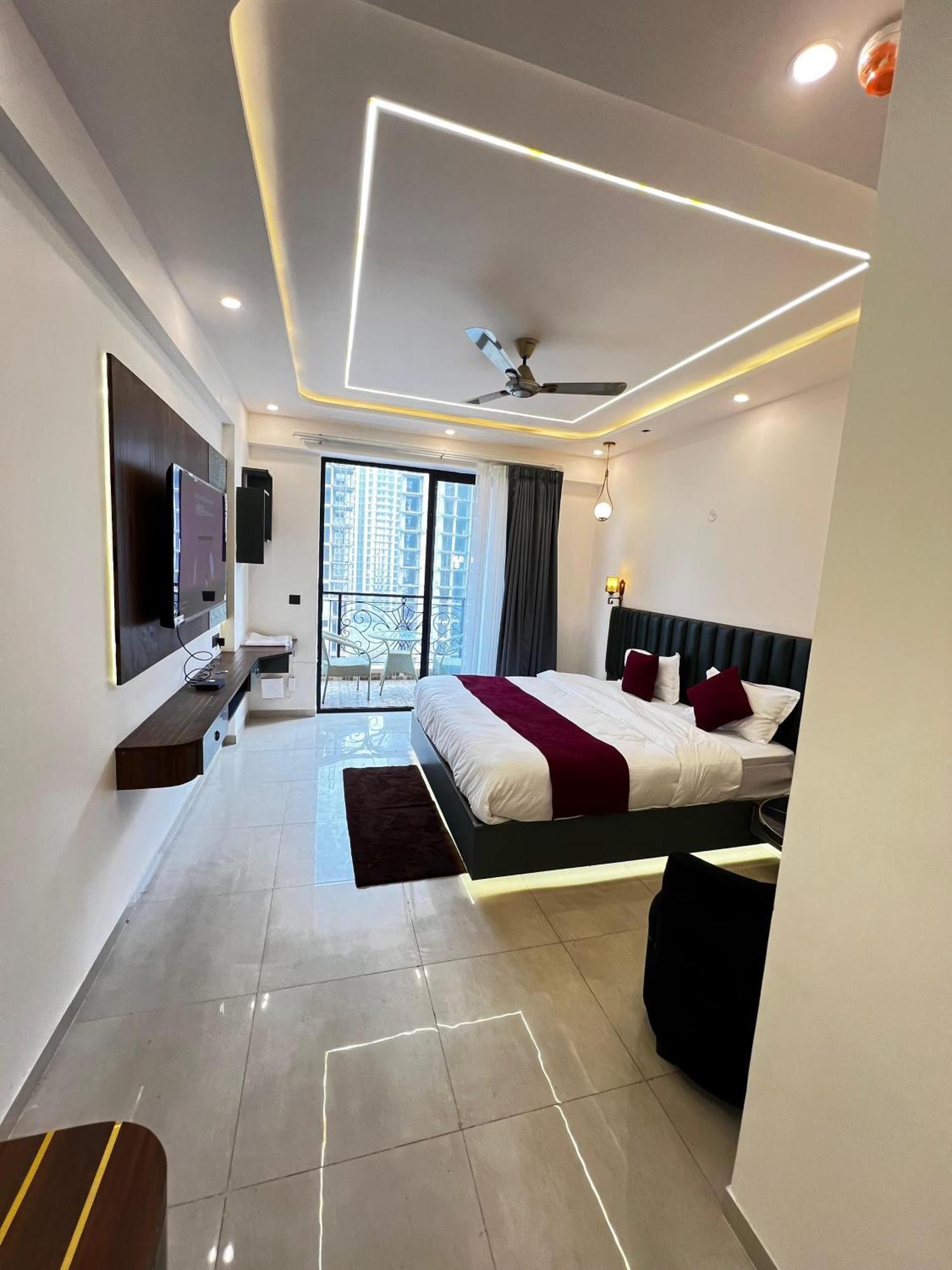 Leisure Homes * Lucknow
