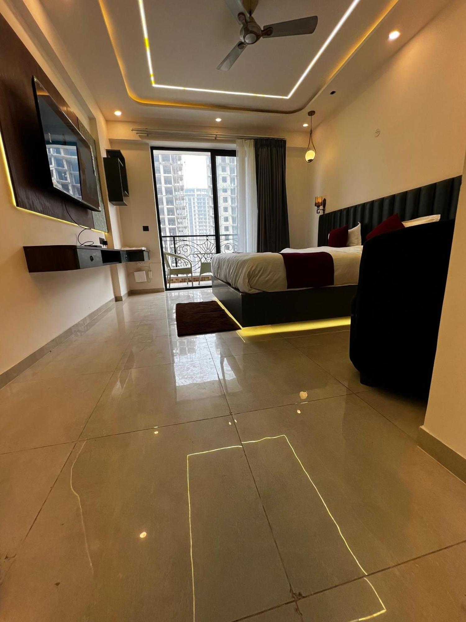 Leisure Homes * Lucknow
