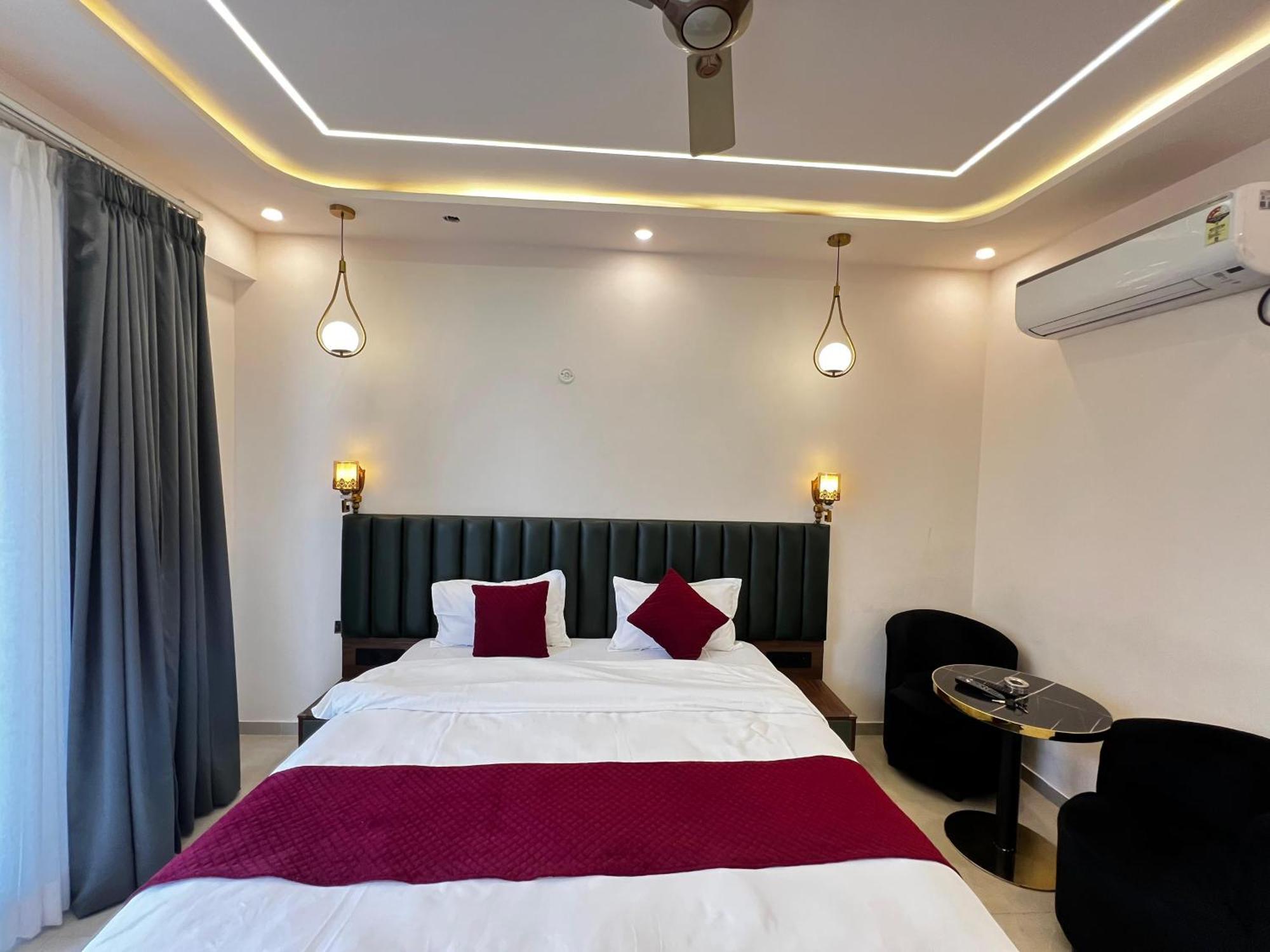 Leisure Homes * Lucknow